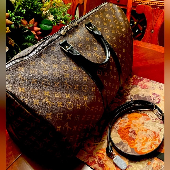 Never Used Louis Vuitton Keepall Bandouliere 55 in Monogram Macassar! - Picture 4 of 11